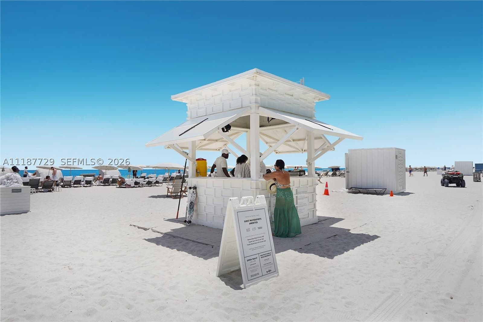 Condo — 4401 Collins Ave #1117, Miami Beach, FL 33140