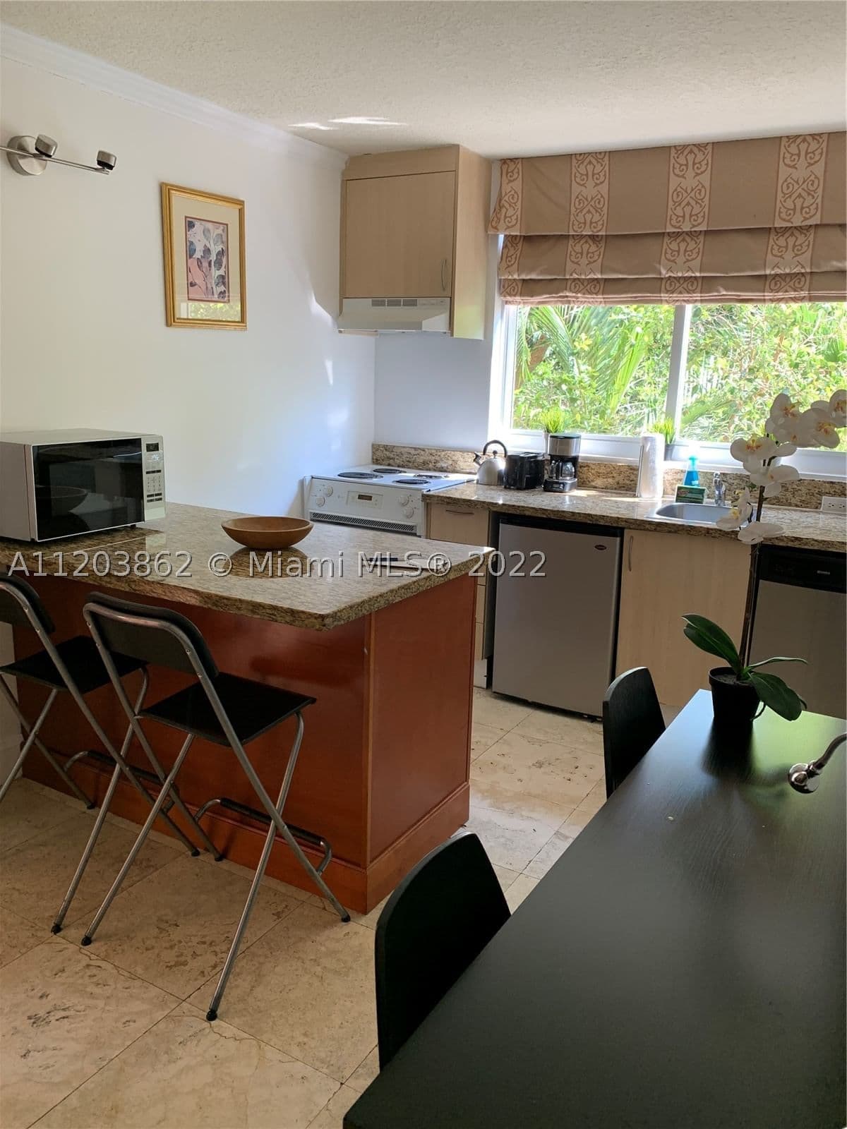 1+1 Condo — 2951 Bayshore Dr #417, Miami, FL 33133