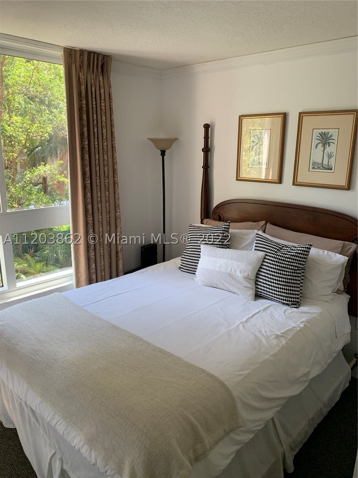 1+1 Condo — 2951 Bayshore Dr #417, Miami, FL 33133