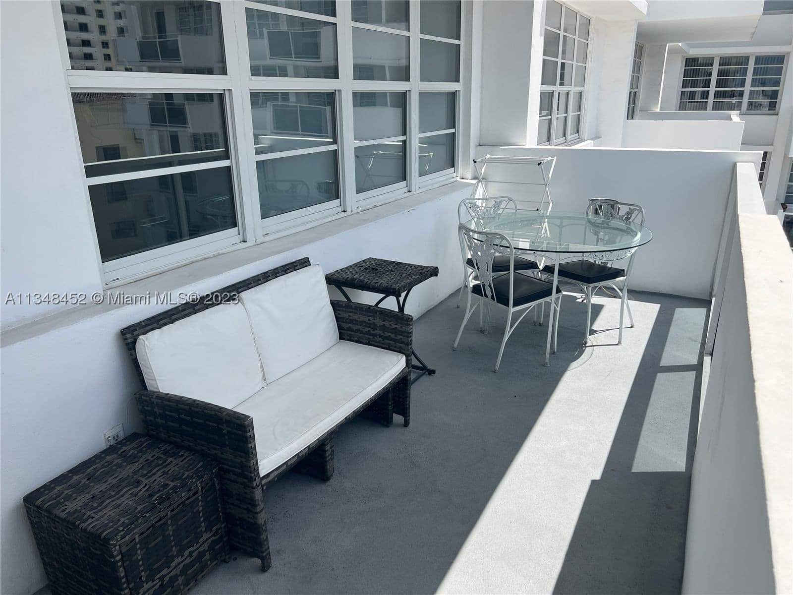 2-bedroom Condo — 100 Lincoln Rd #1007, Miami Beach, FL 33139