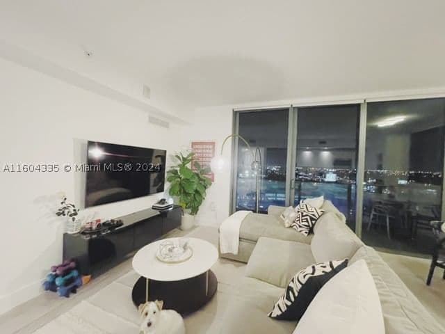 2+1 Condo — 121 34th St #1409, Miami, FL 33137