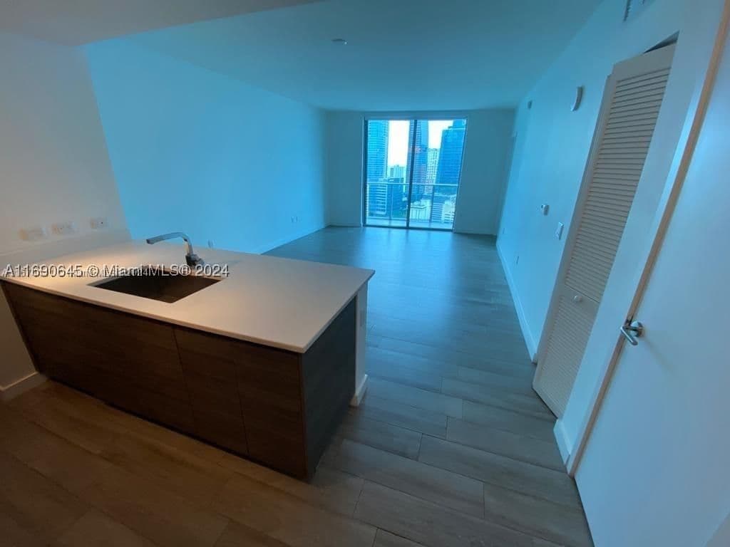 1+1 Condo — 1100 Miami Ave #2602, Miami, FL 33130