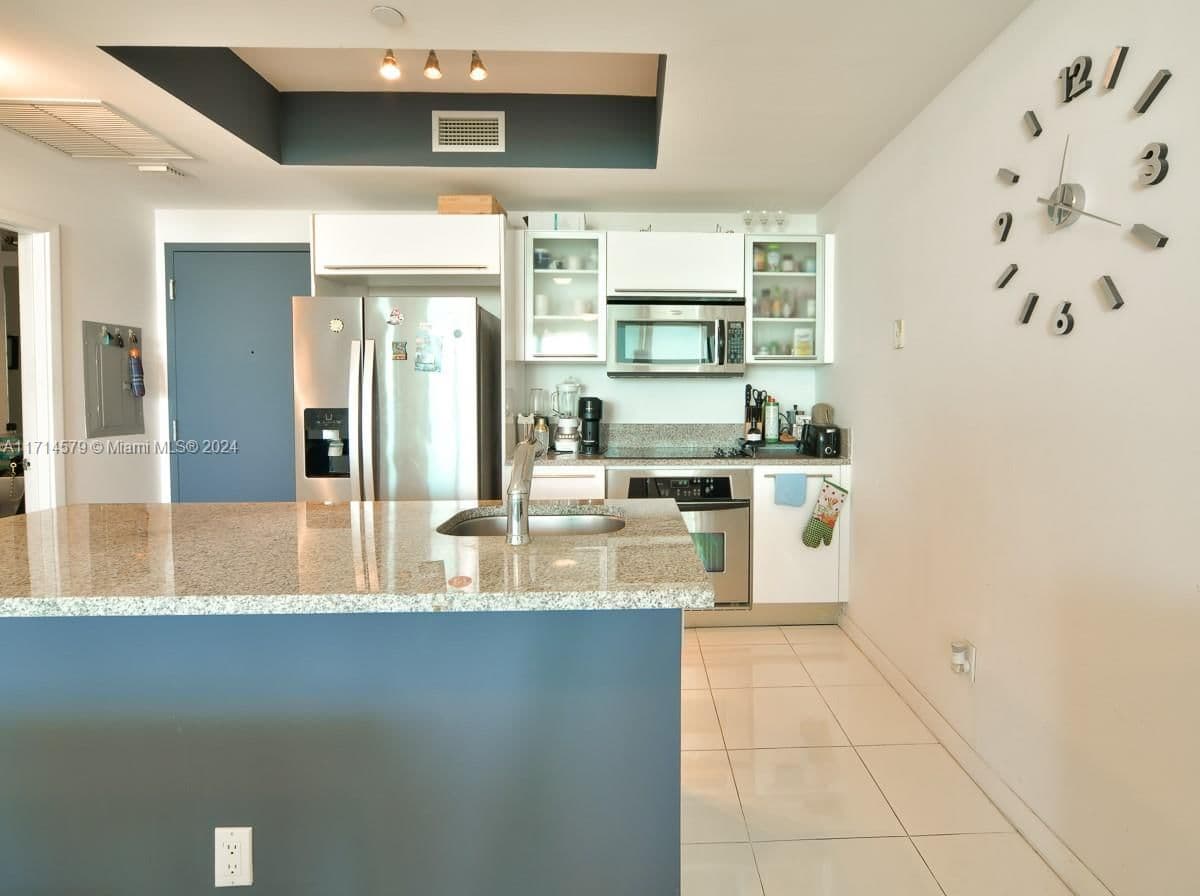 1+1 Condo — 888 Biscayne Blvd #2511, Miami, FL 33132