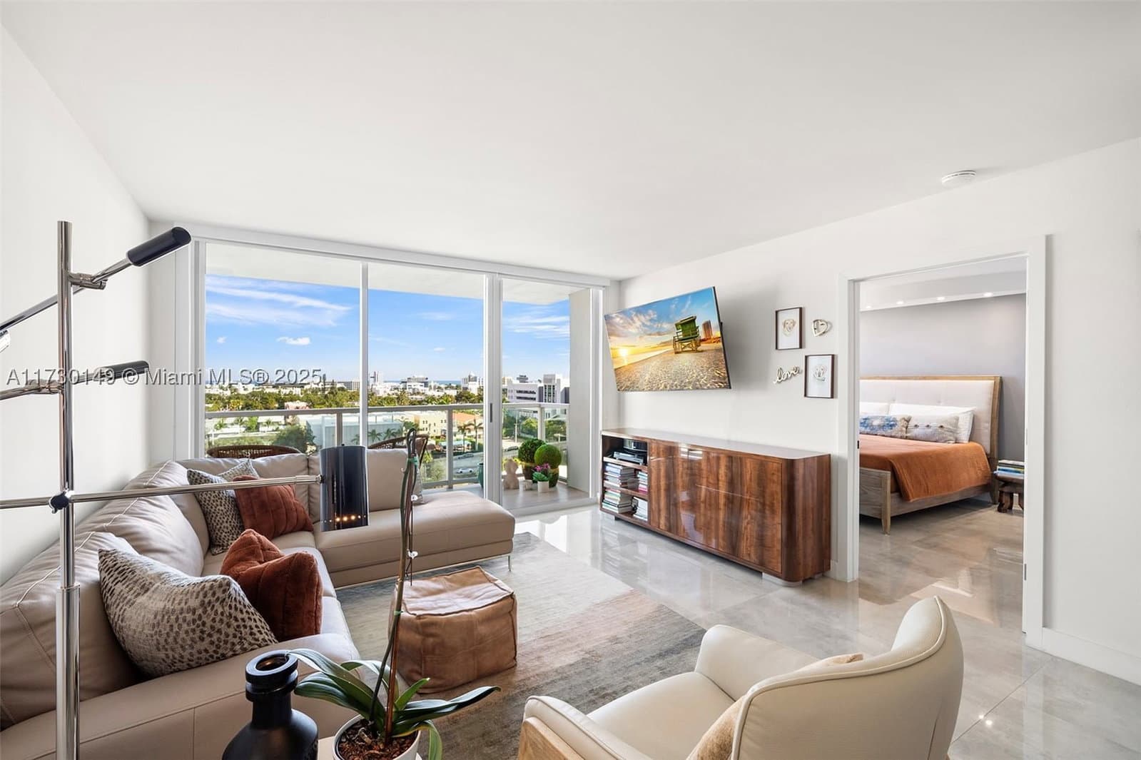 2+1 Condo — 650 West Ave #1004, Miami Beach, FL 33139