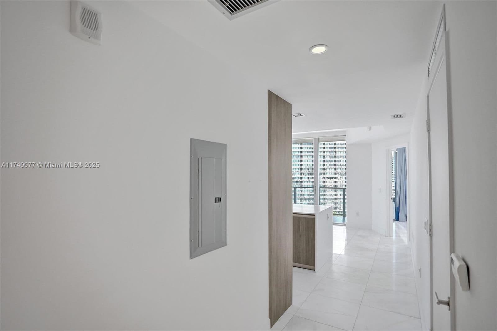 2-bedroom Condo — 2900 7th Ave #1601, Miami, FL 33137