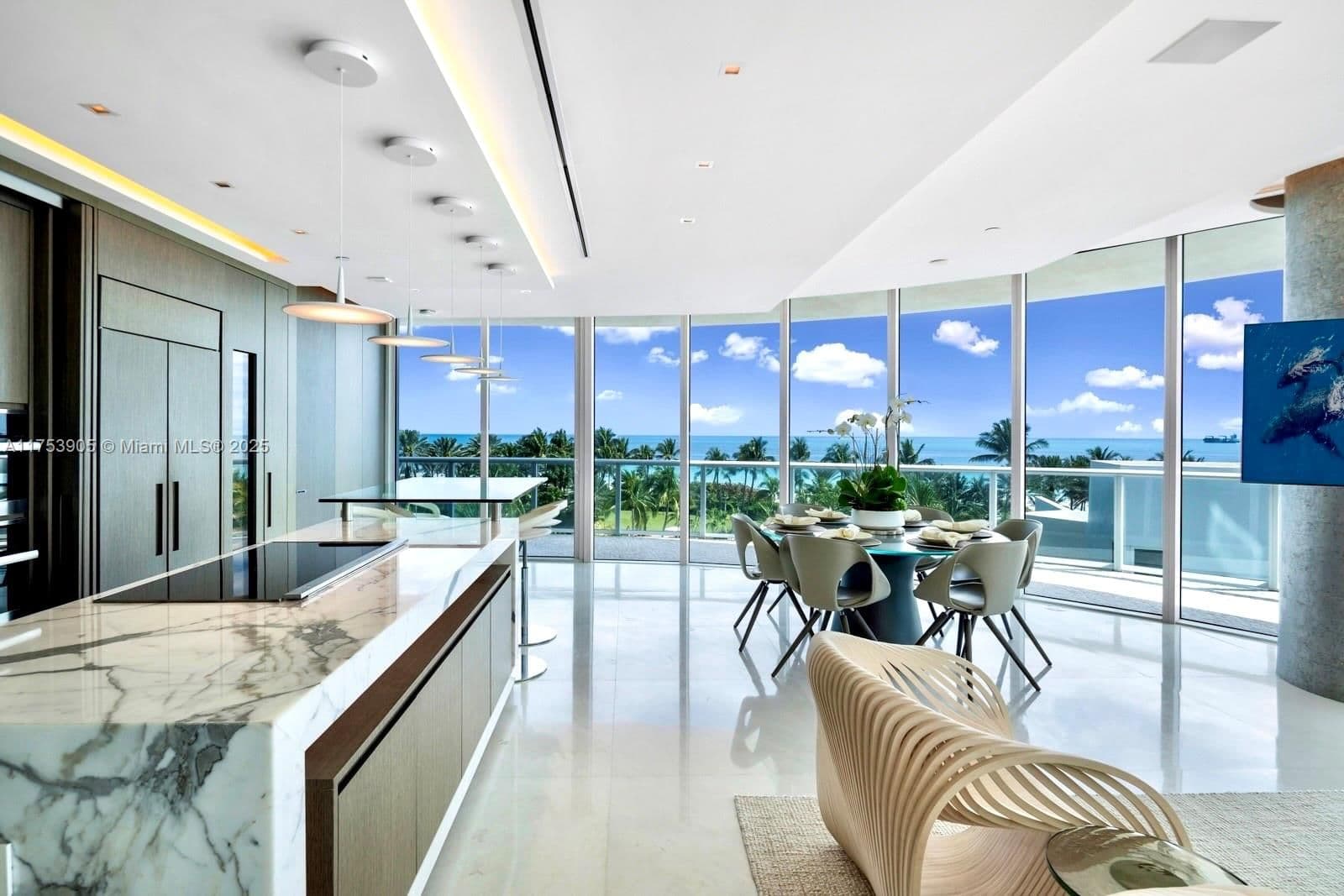 3-bedroom Condo — 100 Pointe Dr #606, Miami Beach, FL 33139