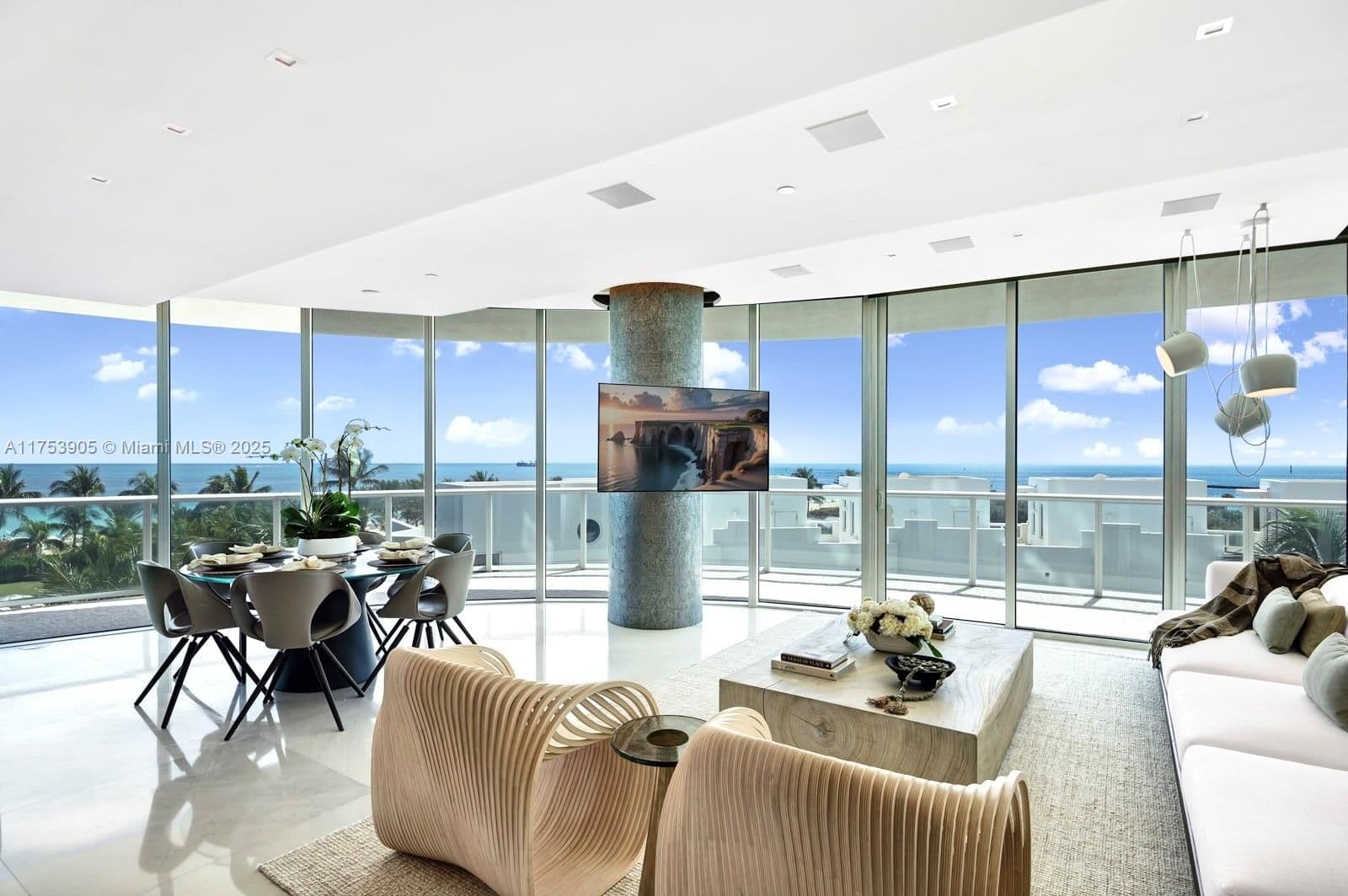 3-bedroom Condo — 100 Pointe Dr #606, Miami Beach, FL 33139
