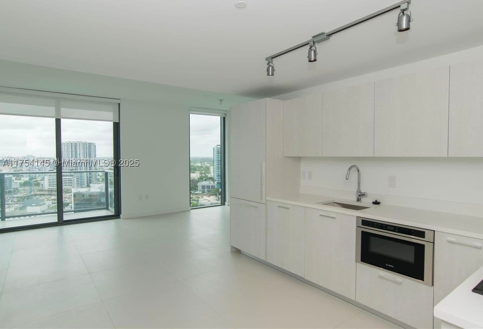 2-bedroom Condo — 501 31st St #2009, Miami, FL 33137