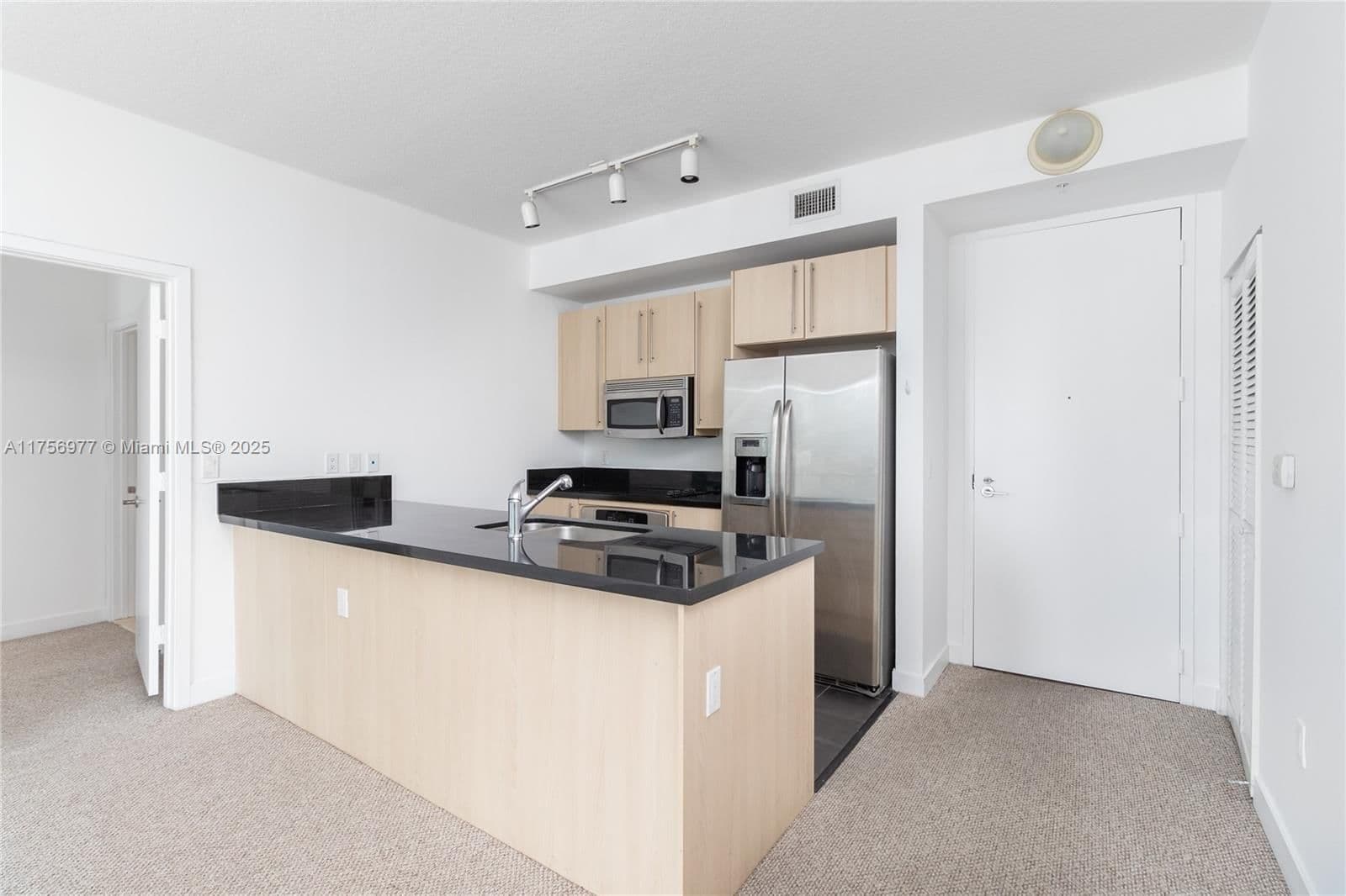 2-bedroom Condo — 1111 1st Ave #2423-N, Miami, FL 33130