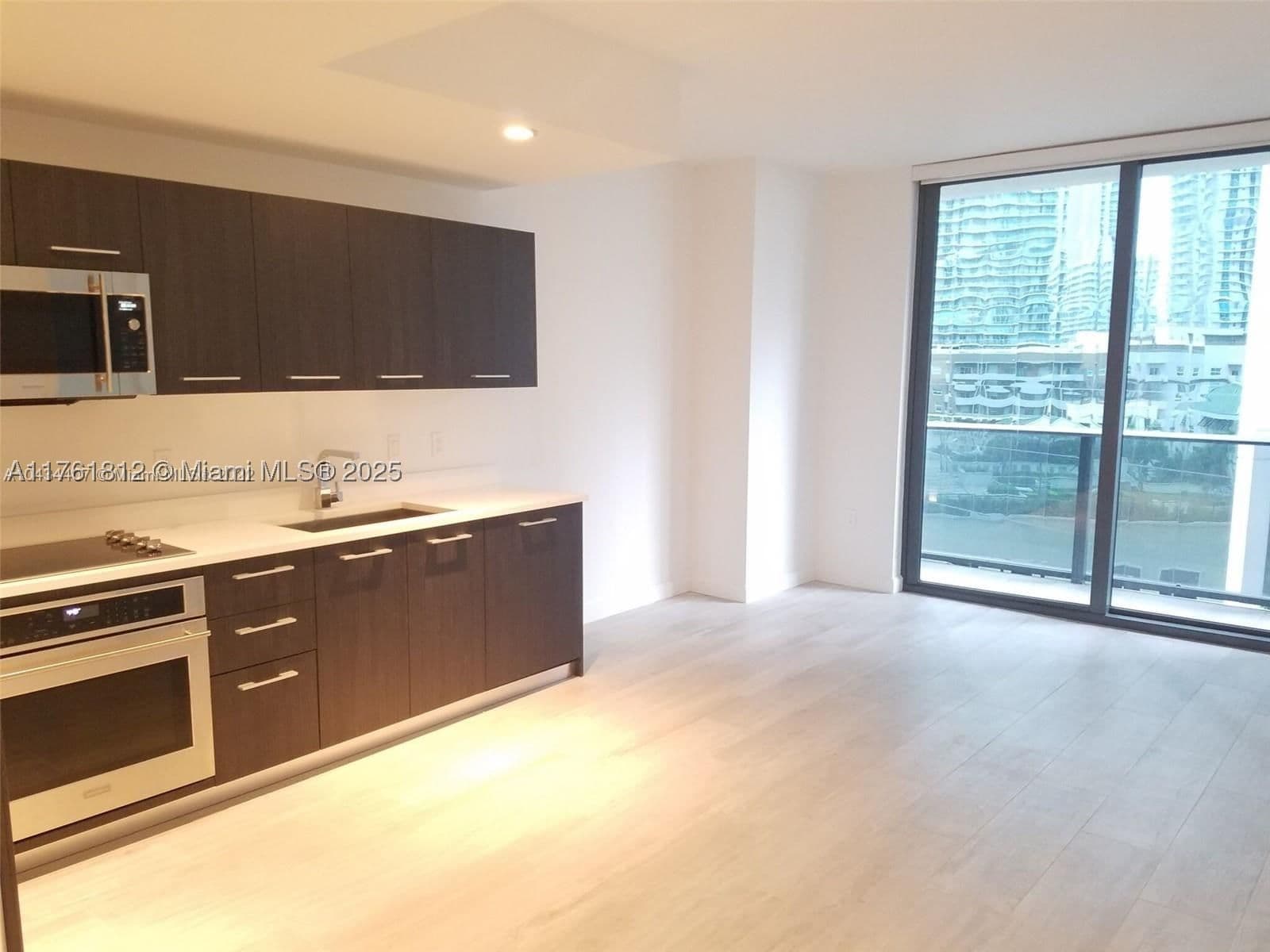1+1 Condo — 55 9th St #1107, Miami, FL 33130