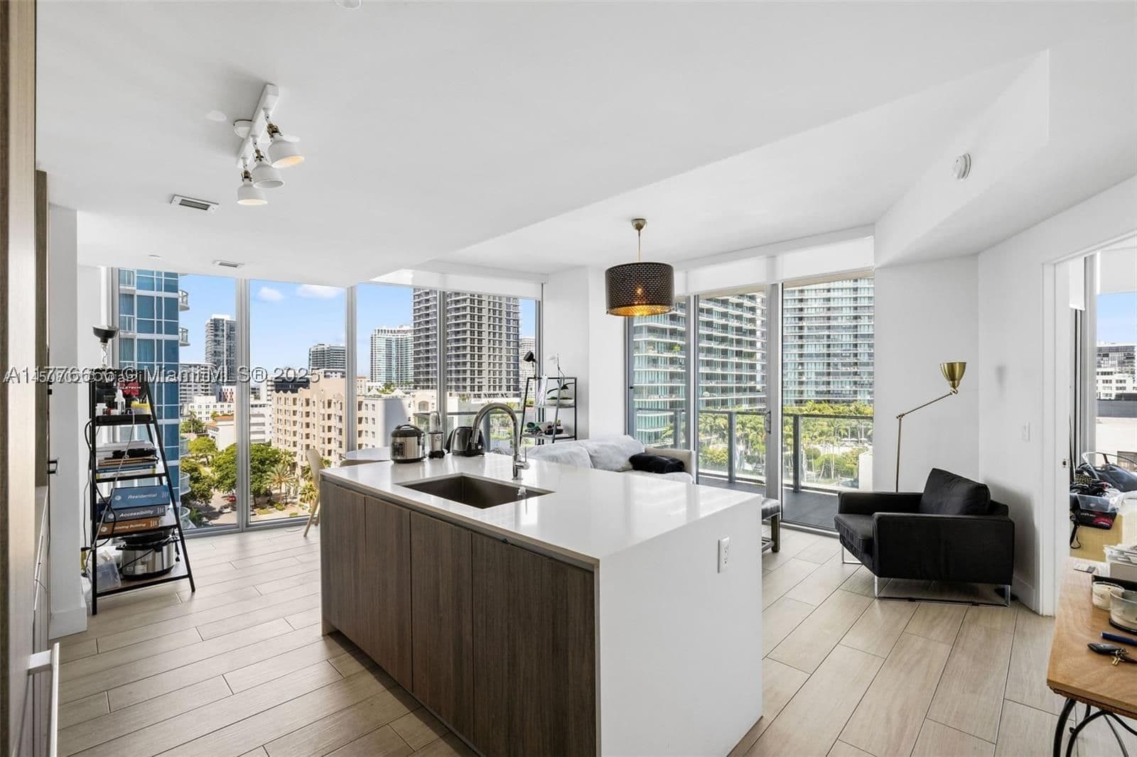 2+1 Condo — 2900 7th Ave #901, Miami, FL 33137