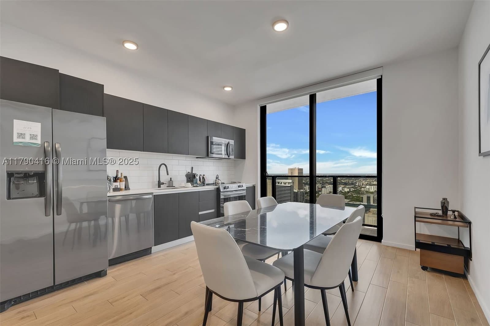 3+1 Condo — 398 5th St #3901, Miami, FL 33132