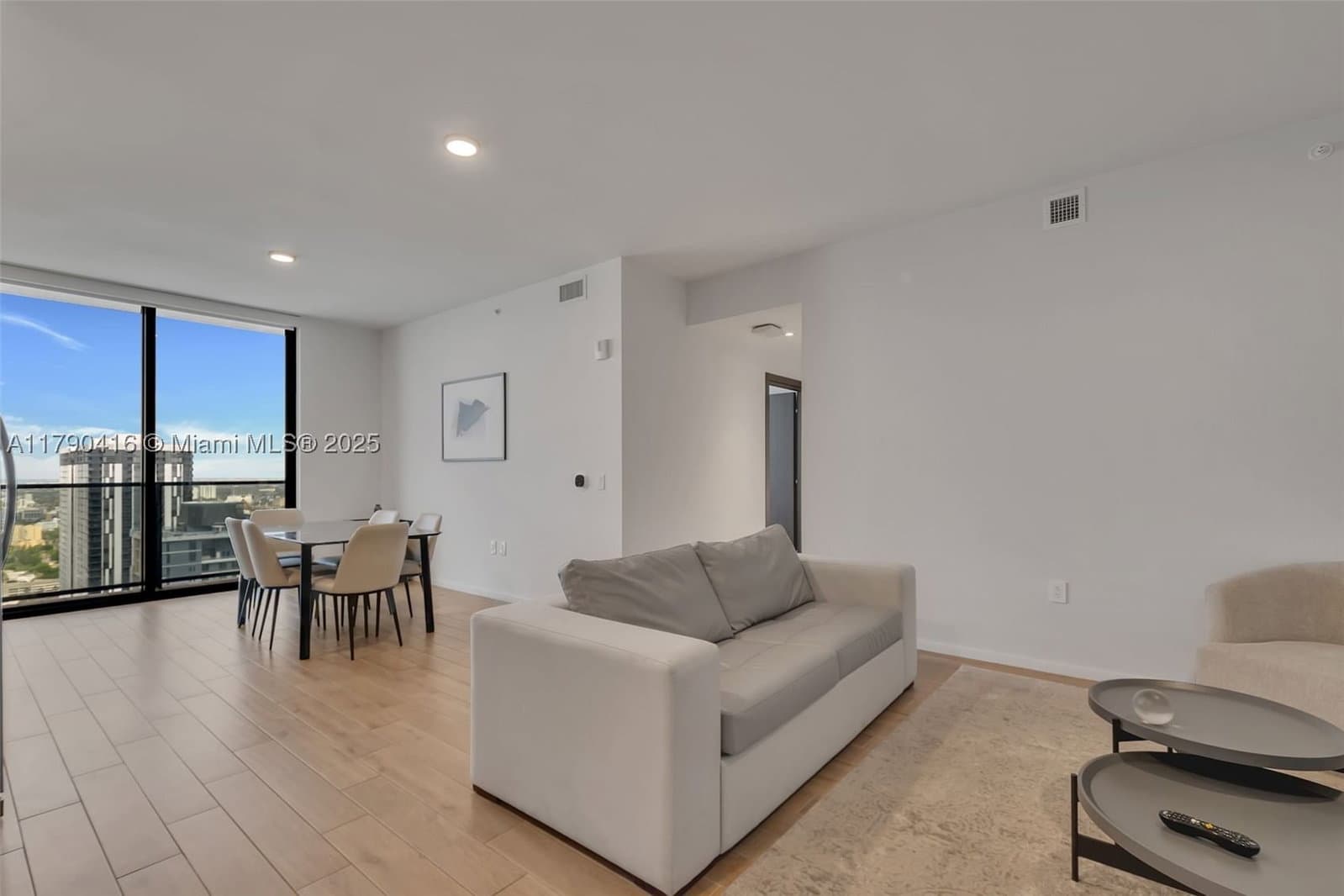 3+1 Condo — 398 5th St #3901, Miami, FL 33132