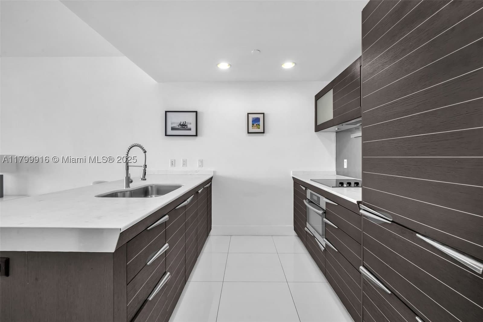 1-bedroom Condo — 200 Biscayne Boulevard Way #4012, Miami, FL 33131