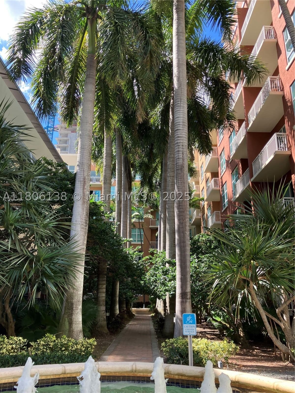 1+1 Condo — 2001 Biscayne Blvd #3503, Miami, FL 33137