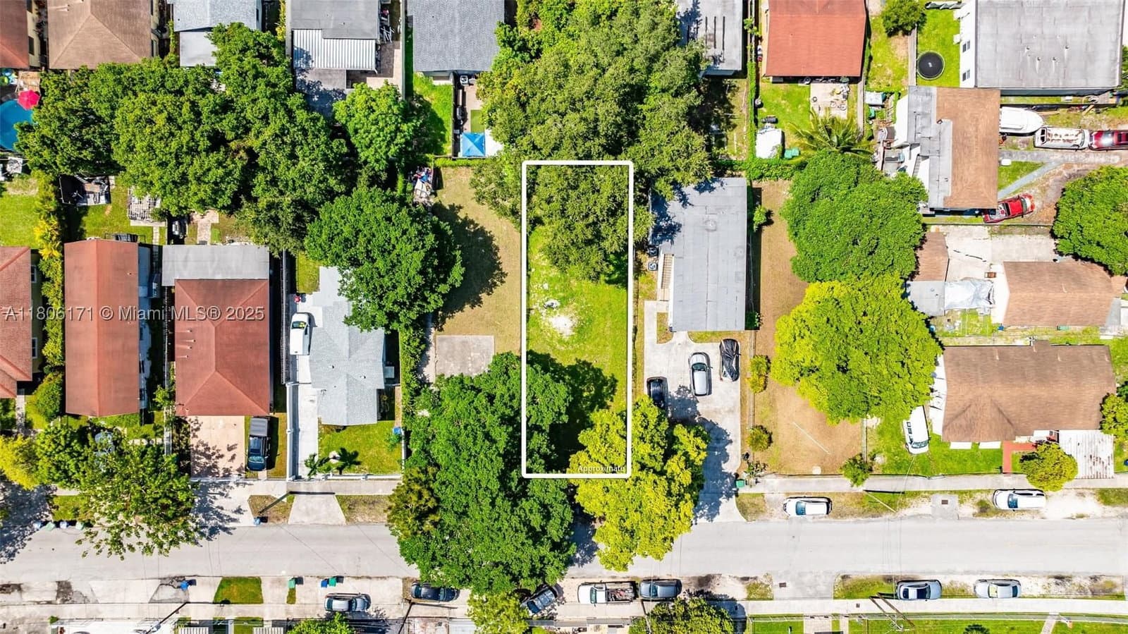 Mülk — 2133 nw 48th st, Miami, FL 33142