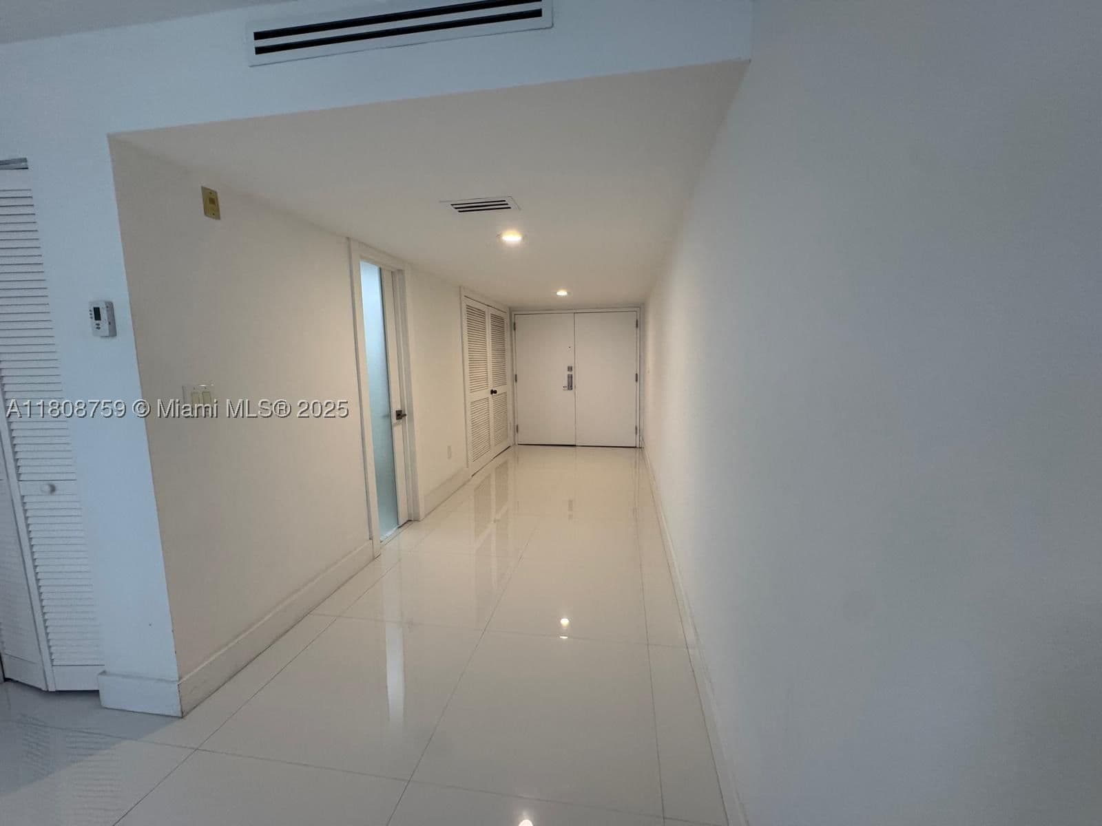 1+1 Condo — 6423 Collins Ave #1001, Miami Beach, FL 33141