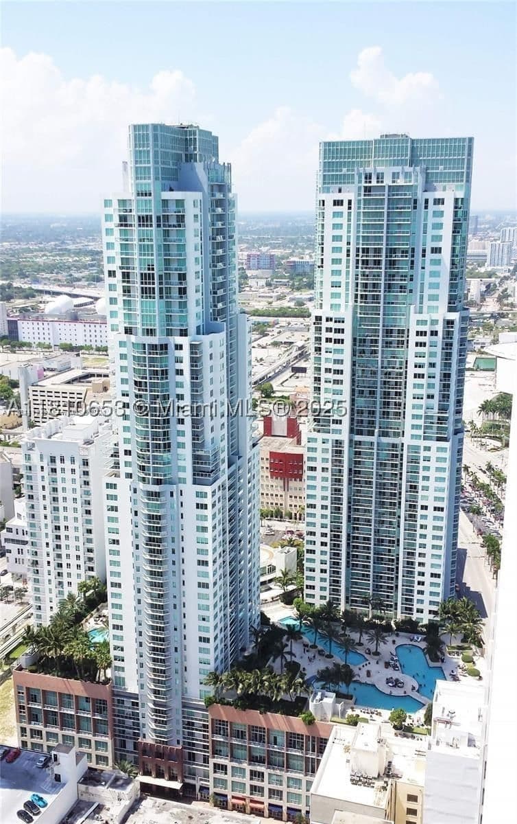1-bedroom Condo — 244 Biscayne Blvd #643, Miami, FL 33132