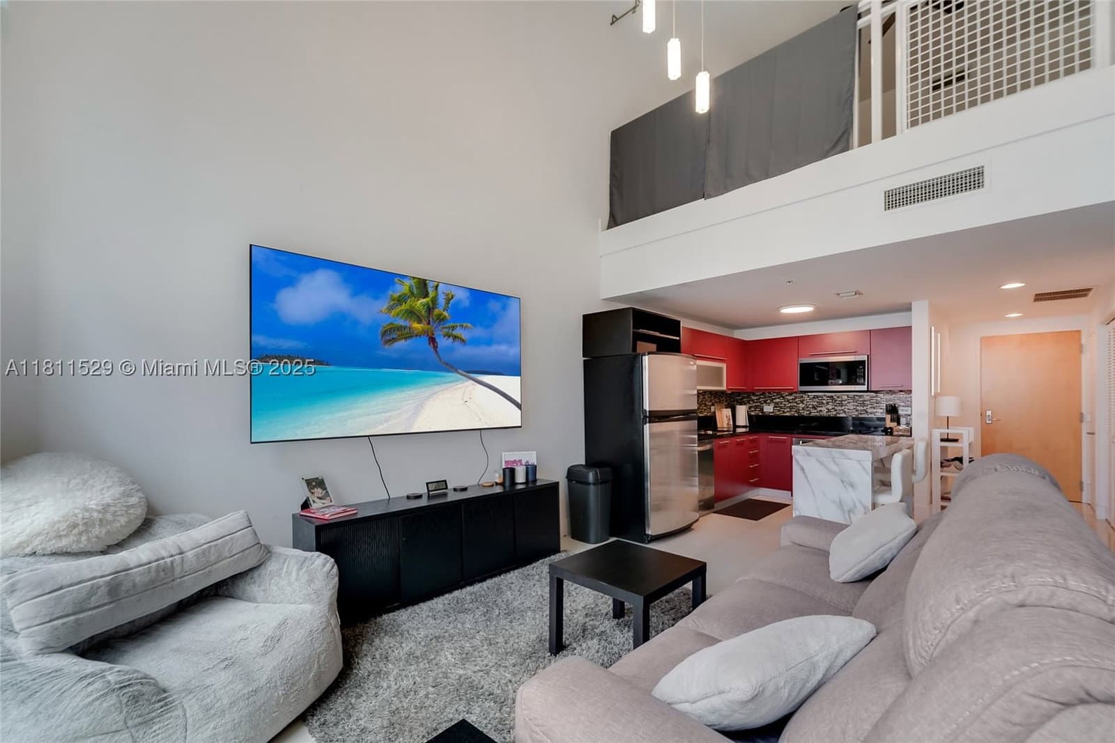 1+1 Condo — 244 Biscayne Blvd #644, Miami, FL 33132