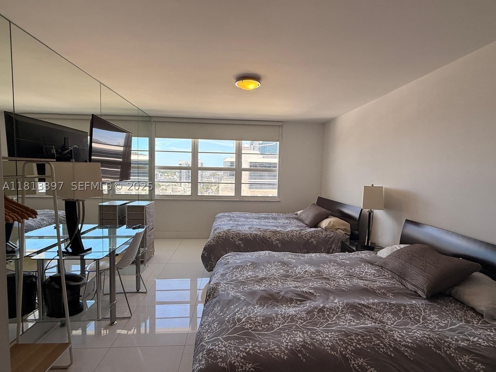 2+1 Condo — 100 Lincoln Rd #1214, Miami Beach, FL 33139