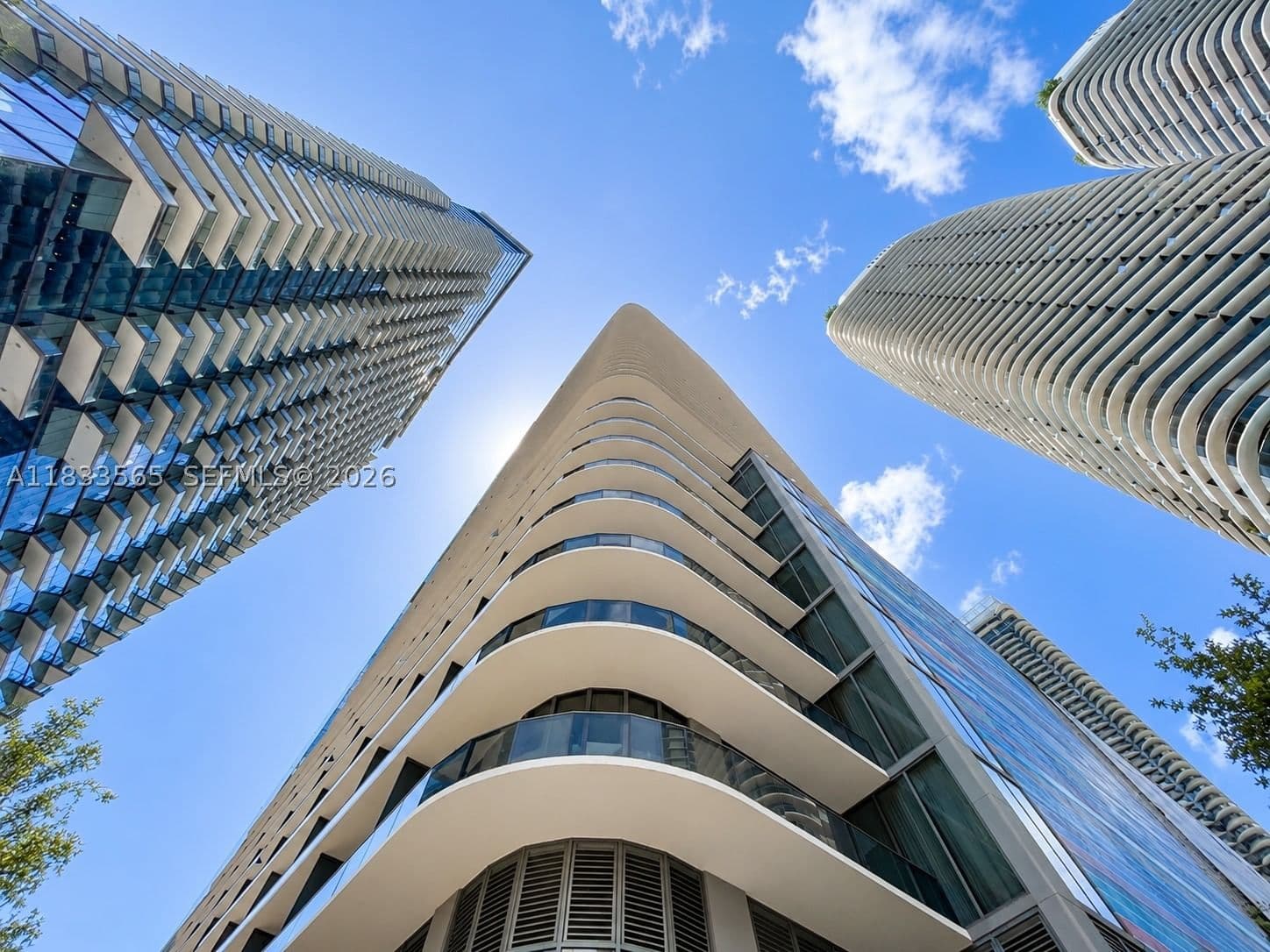 3-bedroom Condo — 801 Miami Ave #4204, Miami, FL 33130