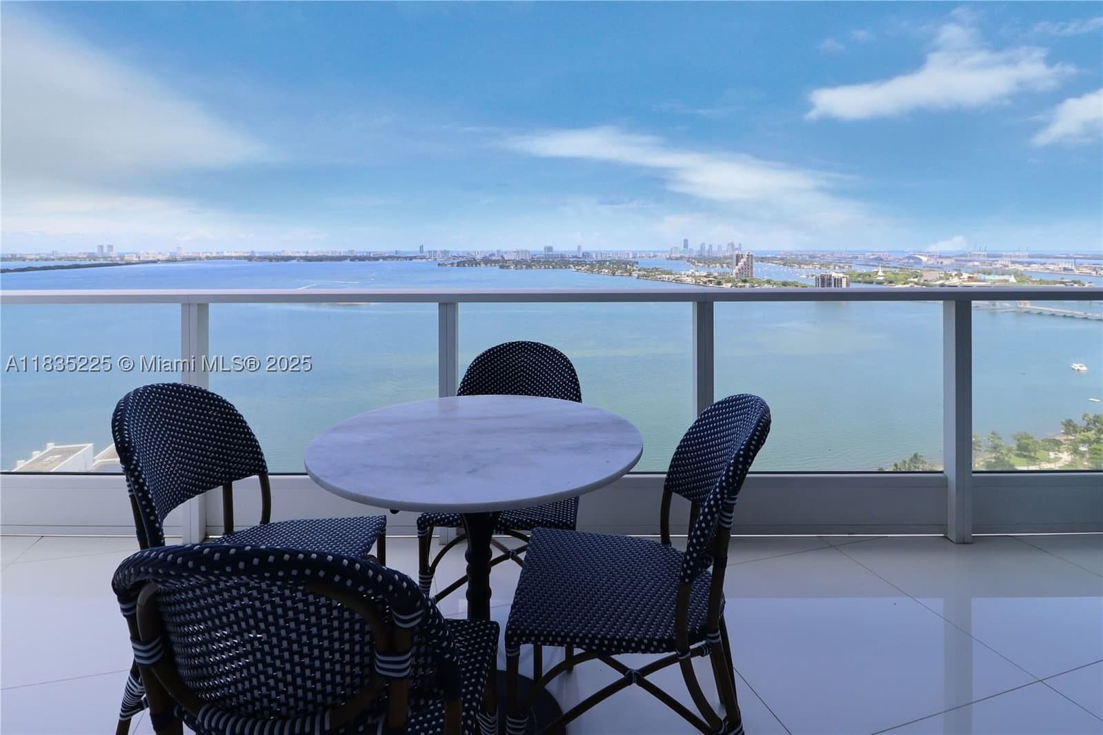 2+1 Condo — 2020 Bayshore Dr #2801, Miami, FL 33137