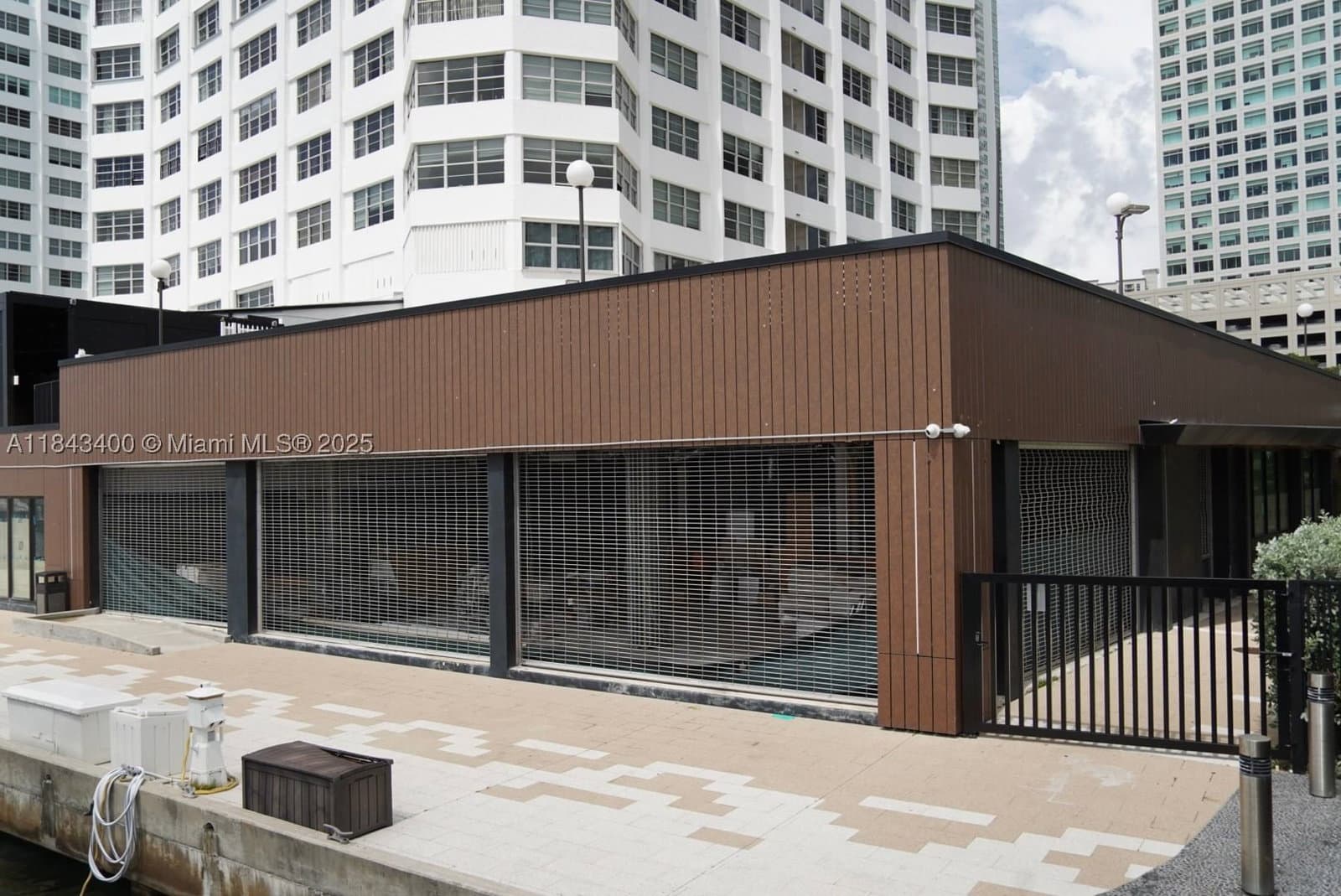 Mülk — 801 Brickell Bay Dr, Miami, FL 33131