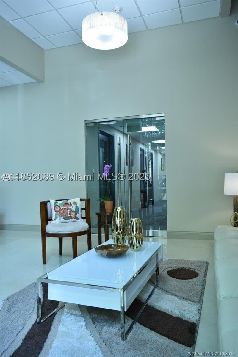 Condo — 7350 SW 89Th STREET #Suite 100, Miami, FL 33158