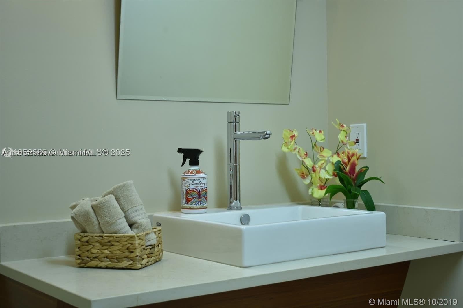 Condo — 7350 SW 89Th STREET #Suite 100, Miami, FL 33158