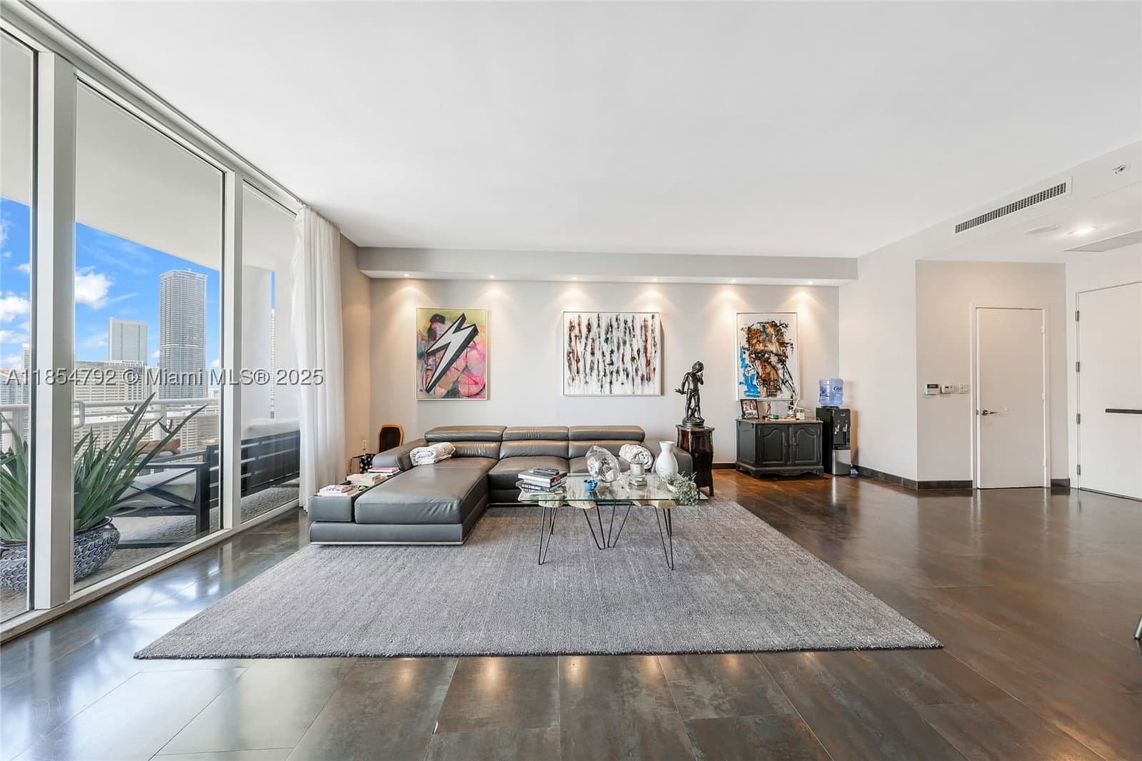 1+1 Condo — 901 Brickell Key Blvd #3002, Miami, FL 33131
