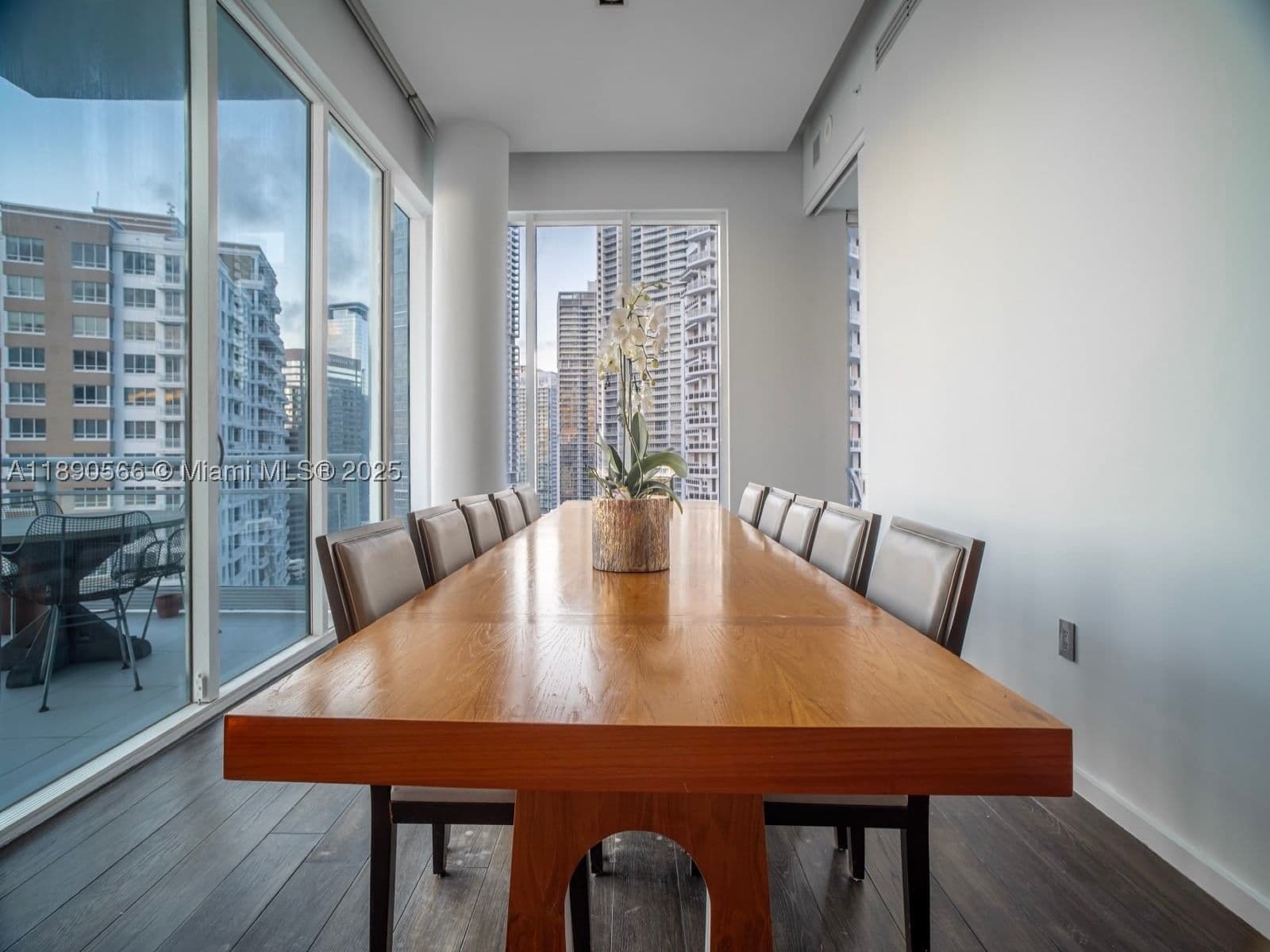 3+1 Condo — 900 Brickell Key Blvd #2204, Miami, FL 33131