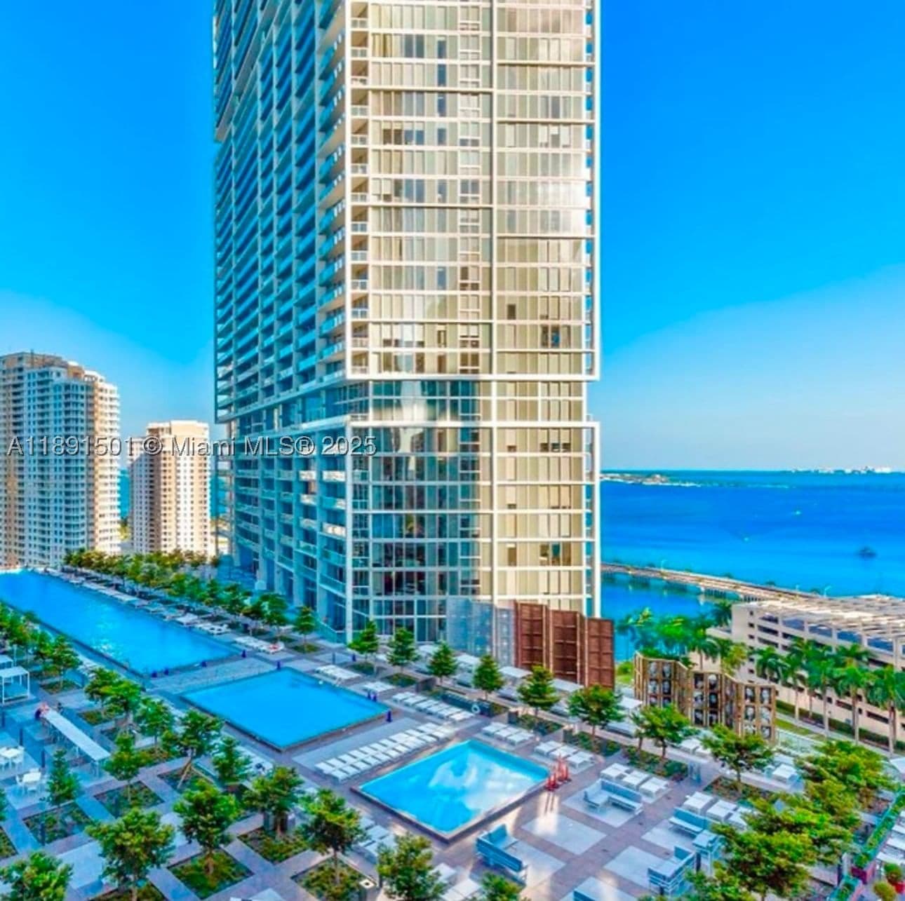 1+1 Condo — 495 Brickell Ave #3706, Miami, FL 33131