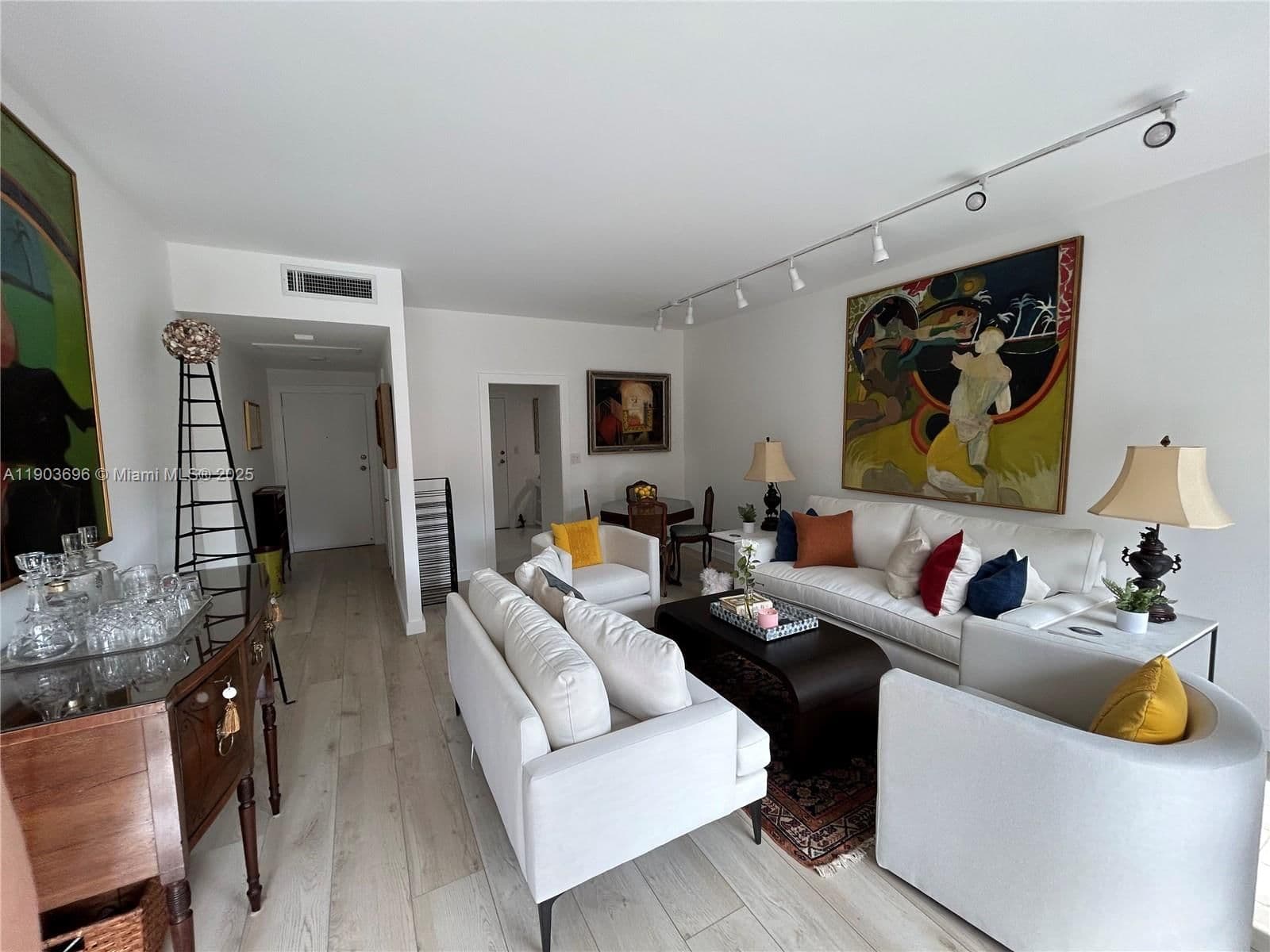 1+1 Condo — Coral Gables, FL 33134