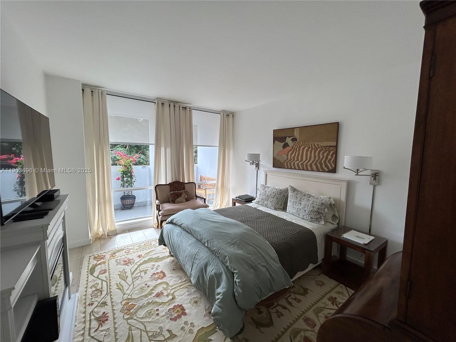 1+1 Condo — Coral Gables, FL 33134