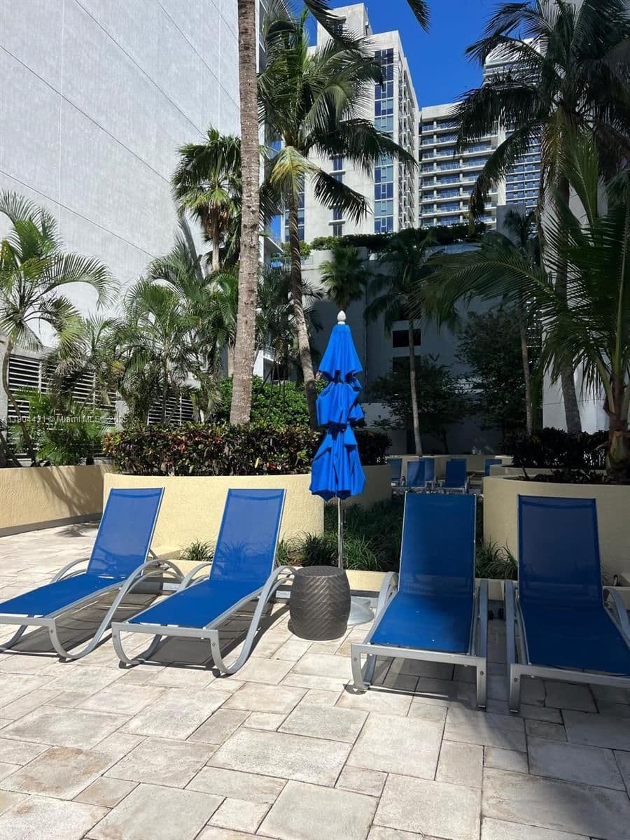 2+1 Condo — 244 Biscayne Blvd #303, Miami, FL 33132