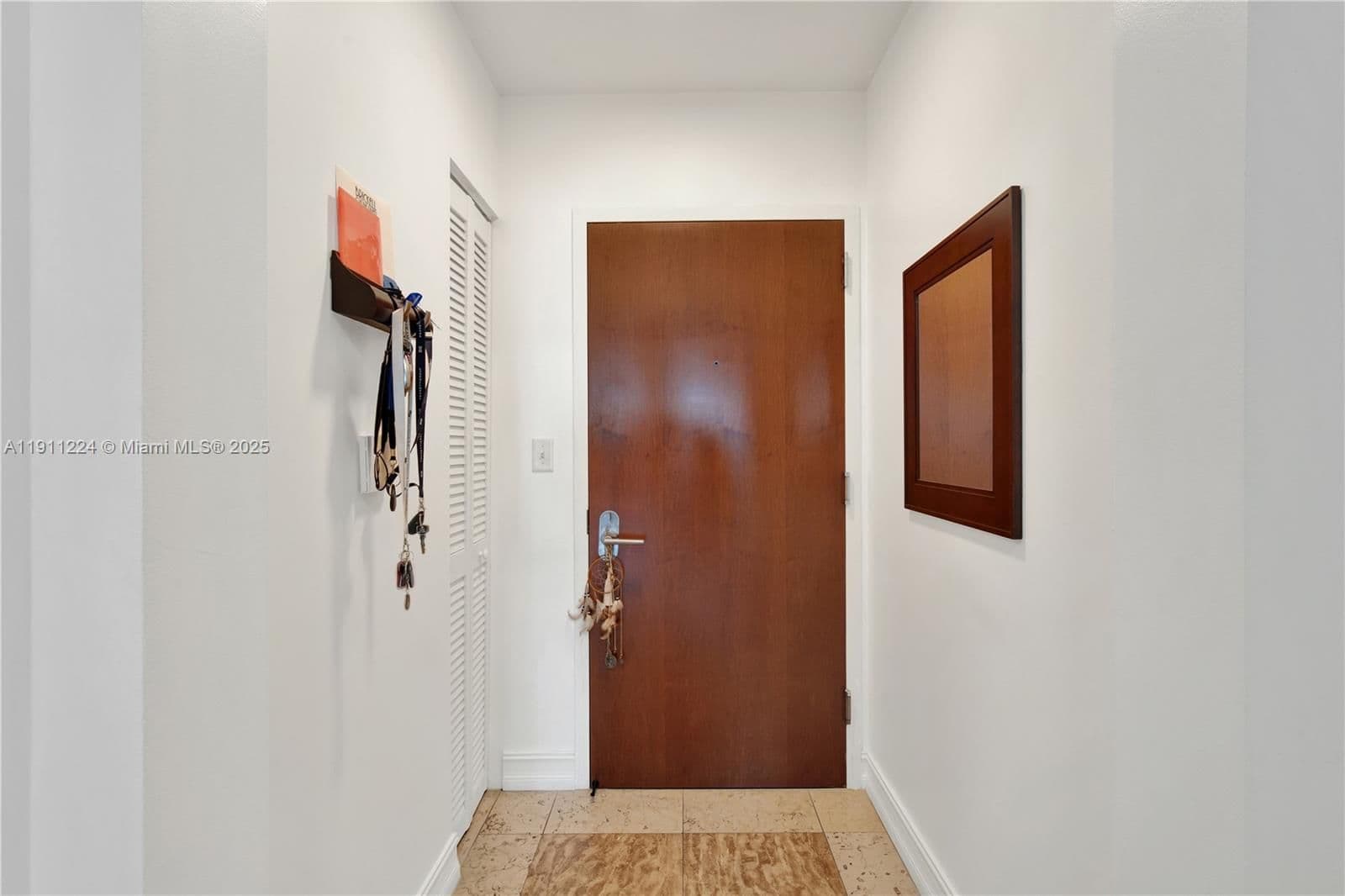 2+1 Condo — 31 5th St #2910, Miami, FL 33131