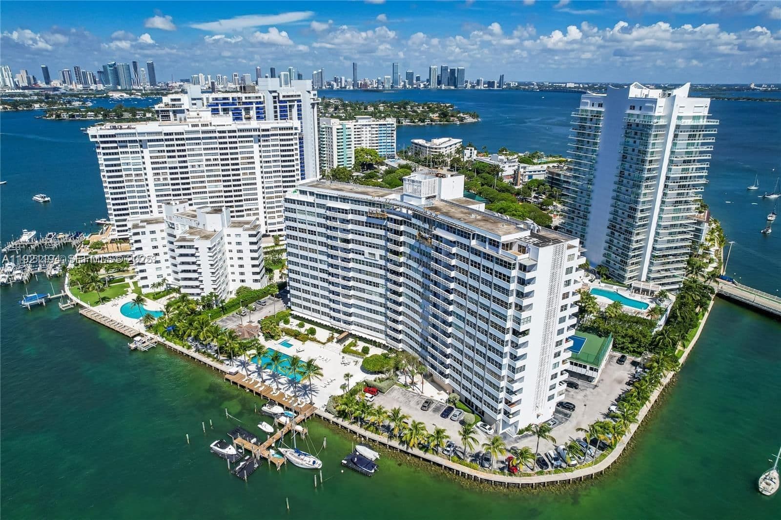 Condo — 20 Island Ave #1415, Miami Beach, FL 33139
