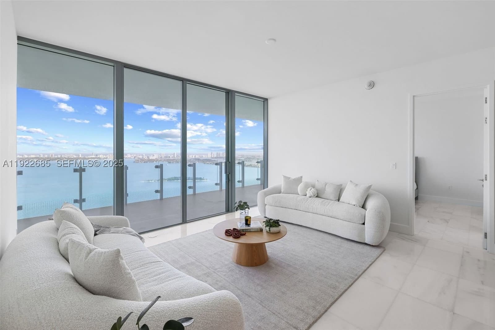 2+1 Condo — 700 26 Ter #3602, Miami, FL 33137