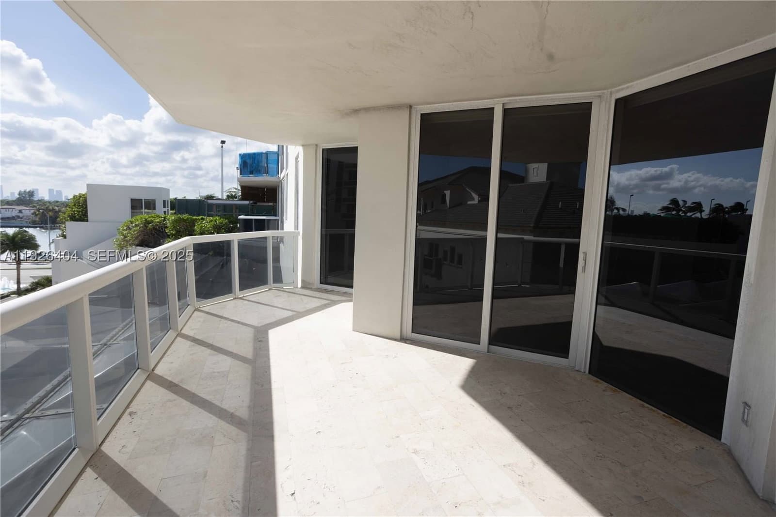 2-bedroom Apartment — 4779 Collins Ave #504, Miami Beach, FL 33140