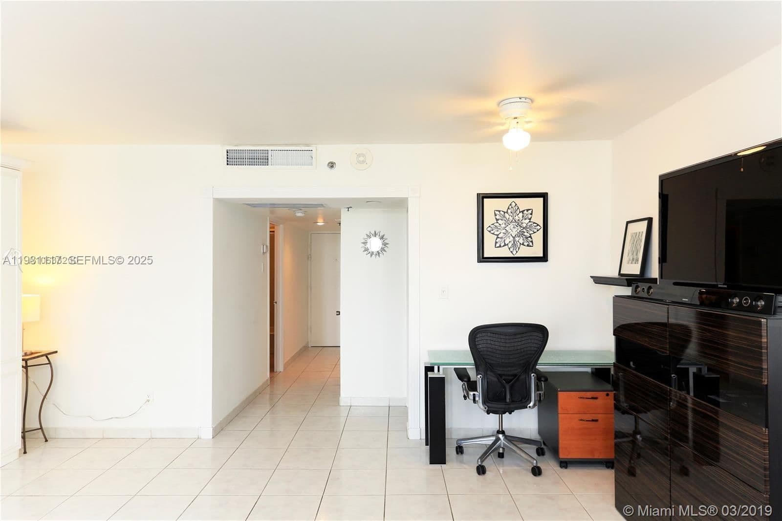 Condo — 100 Lincoln Rd #509, Miami Beach, FL 33139