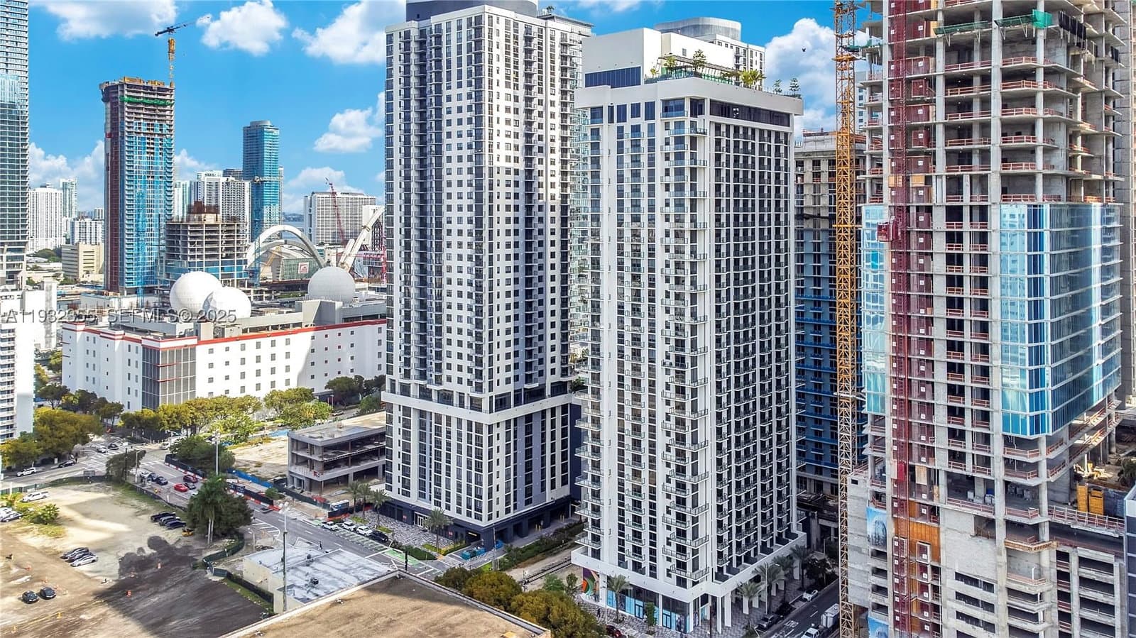 2+1 Condo — 11 6 Street #2201, Miami, FL 33132