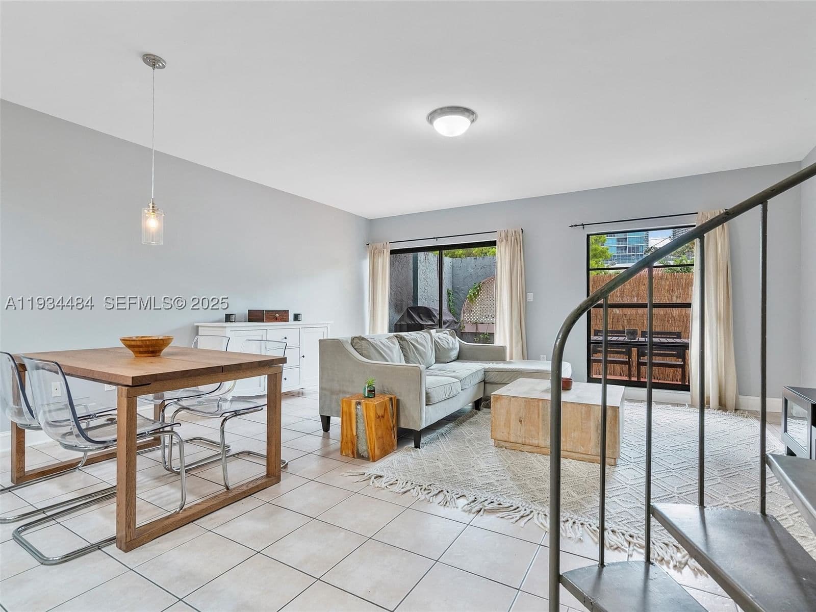 2-bedroom Townhouse — 515 38th St #10, Miami, FL 33137