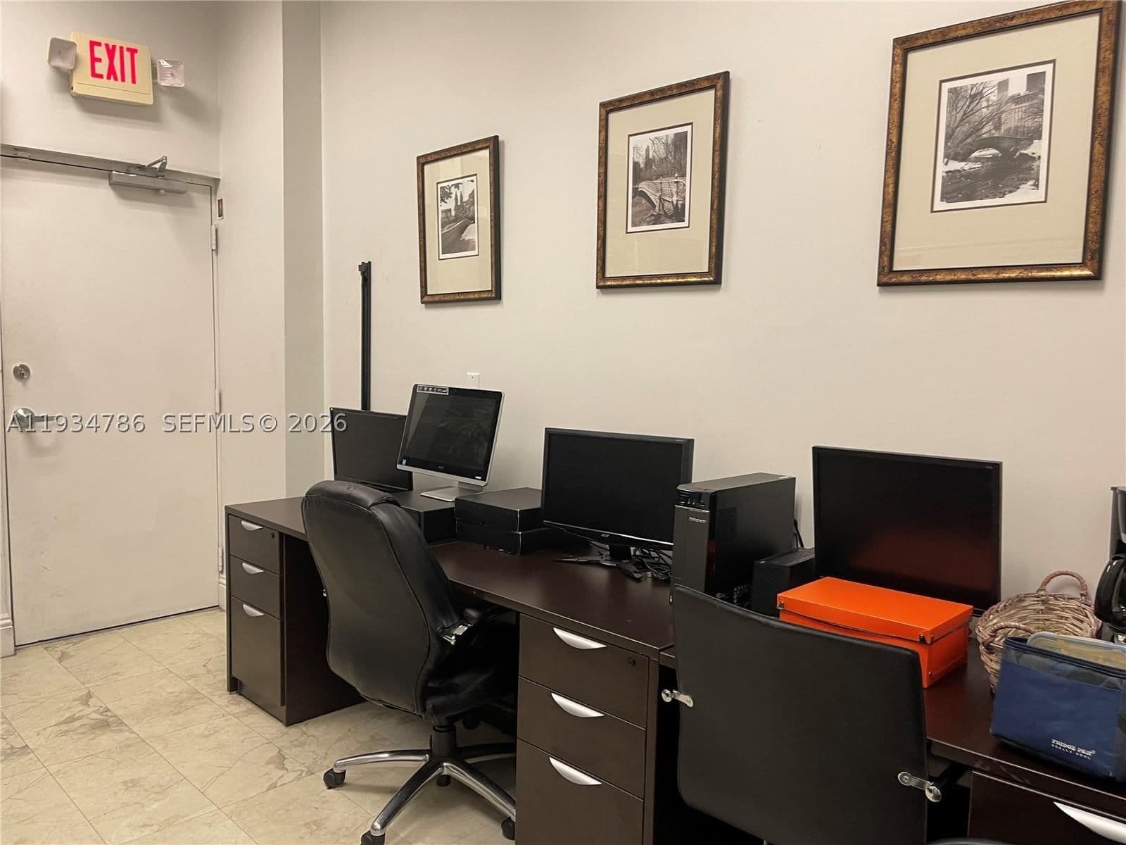 Condo — 2030 Douglas Rd #109, Coral Gables, FL 33134
