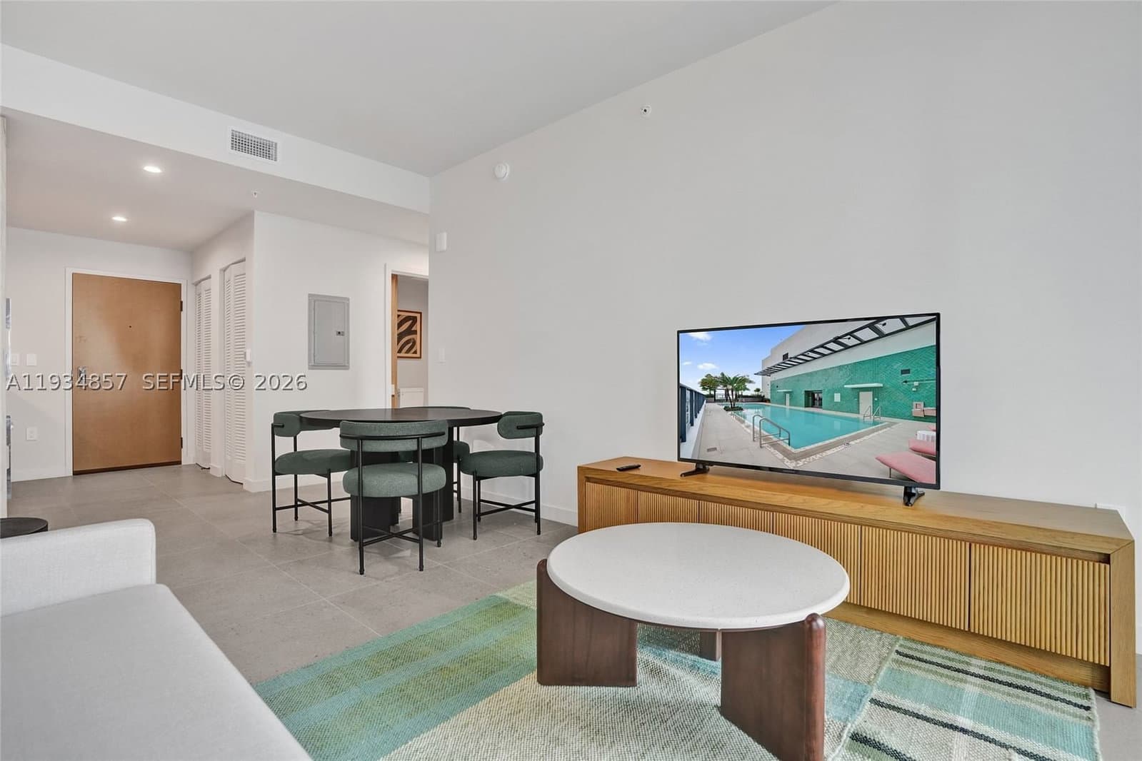 1+1 Condo — 11 6TH #2013, Miami, FL 33132