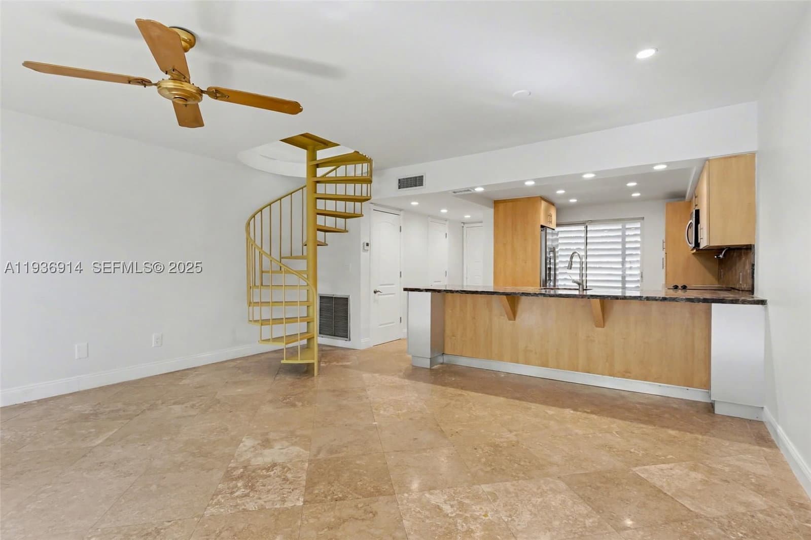 2-bedroom Townhouse — 523 38th St #6, Miami, FL 33137