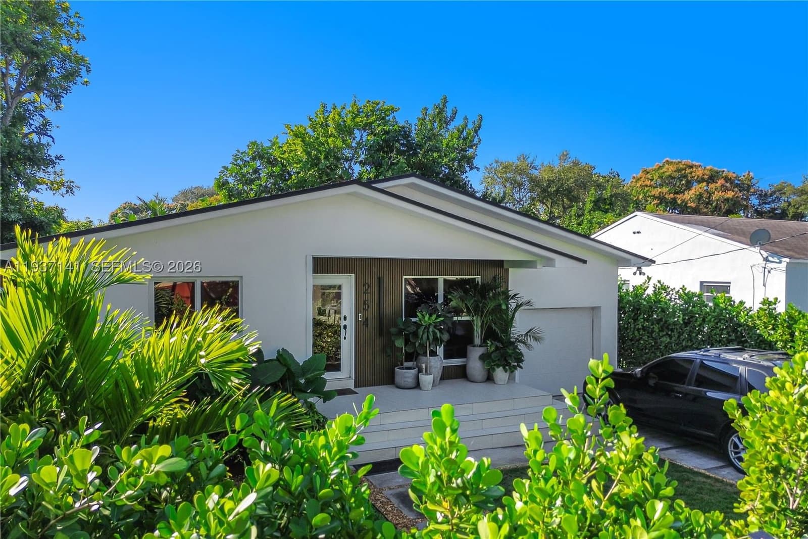 3+1 Müstakil ev — 254 43rd St, Miami, FL 33127
