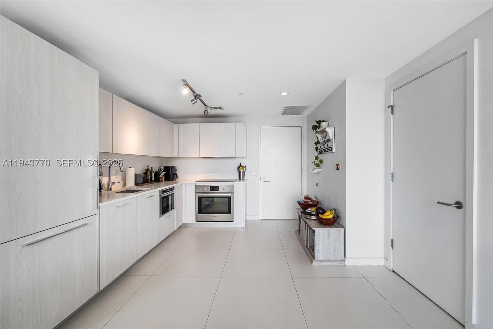2-bedroom Condo — 501 31st St #3009, Miami, FL 33137