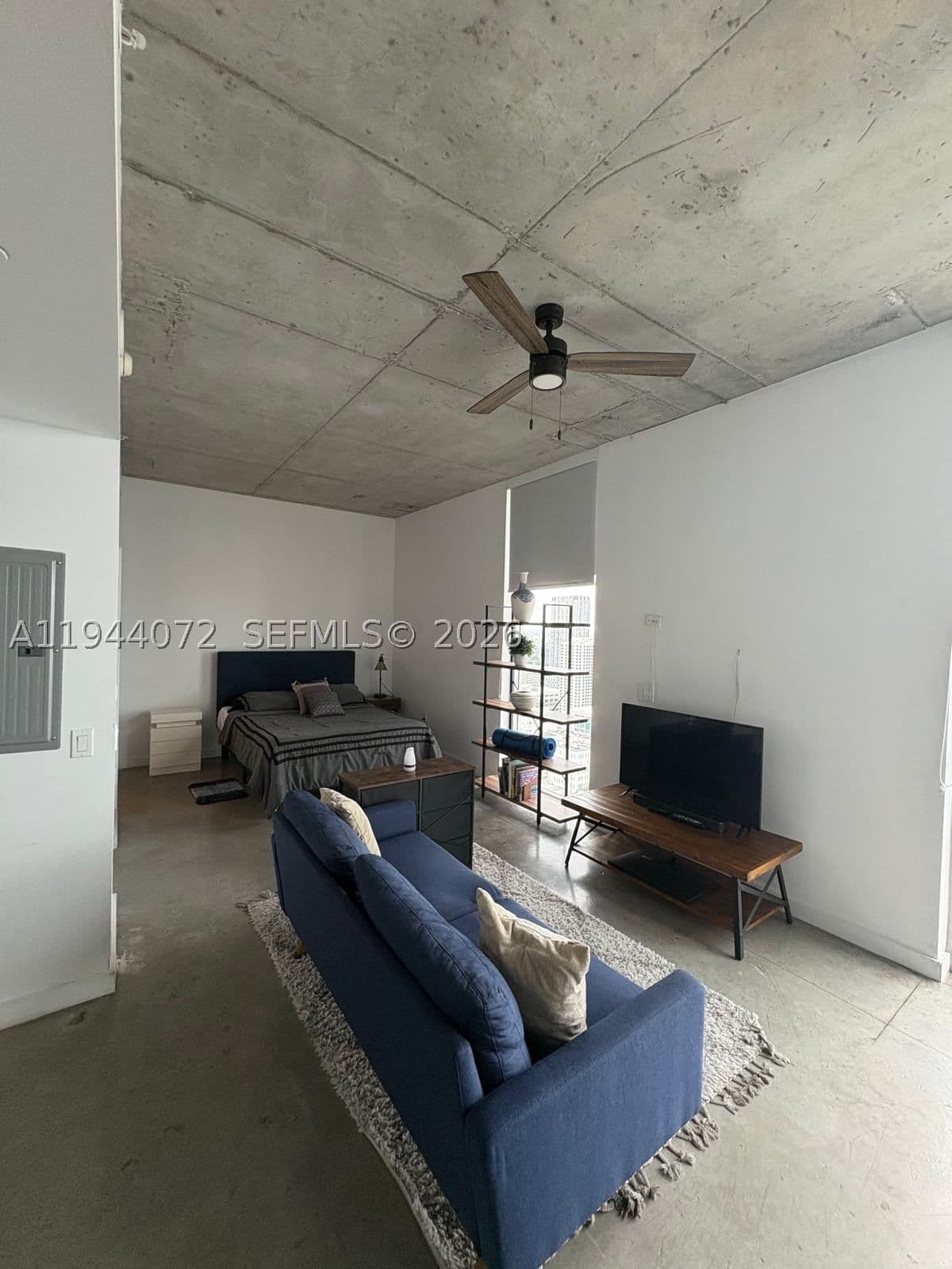 1+1 Condo — 151 1st St #3404, Miami, FL 33131