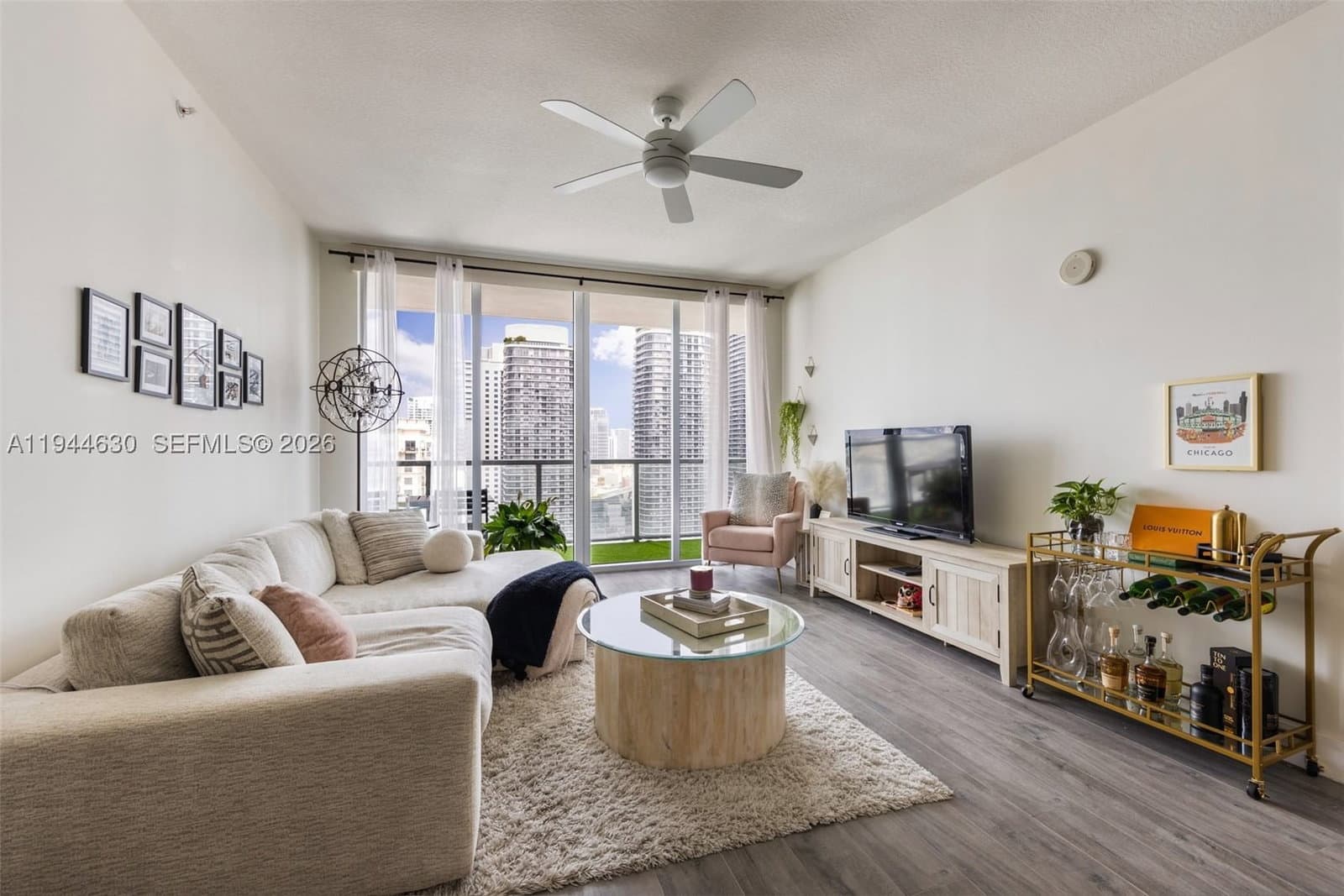 2-bedroom Condo — 1111 1st Ave #3723-N, Miami, FL 33130