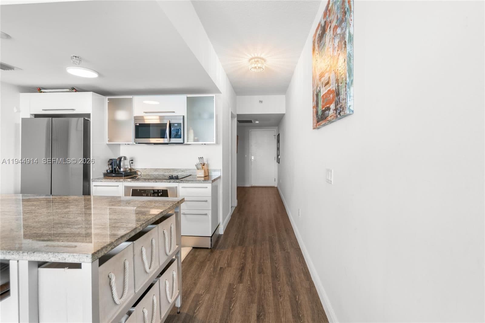 2+1 Condo — 185 7th St #2702, Miami, FL 33130
